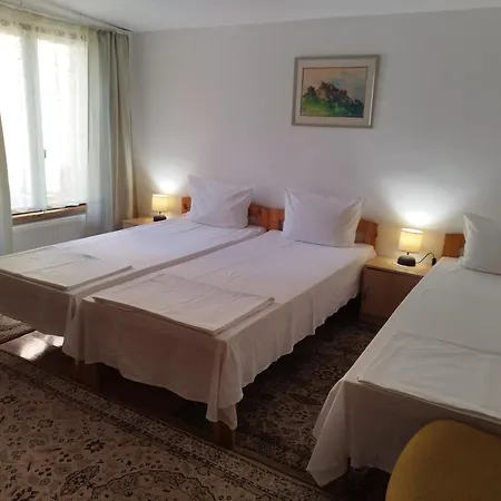 Jun Белоградчик